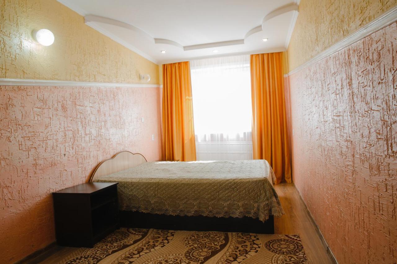 Daily rent flats Appartamento Petropavlovsk Esterno foto